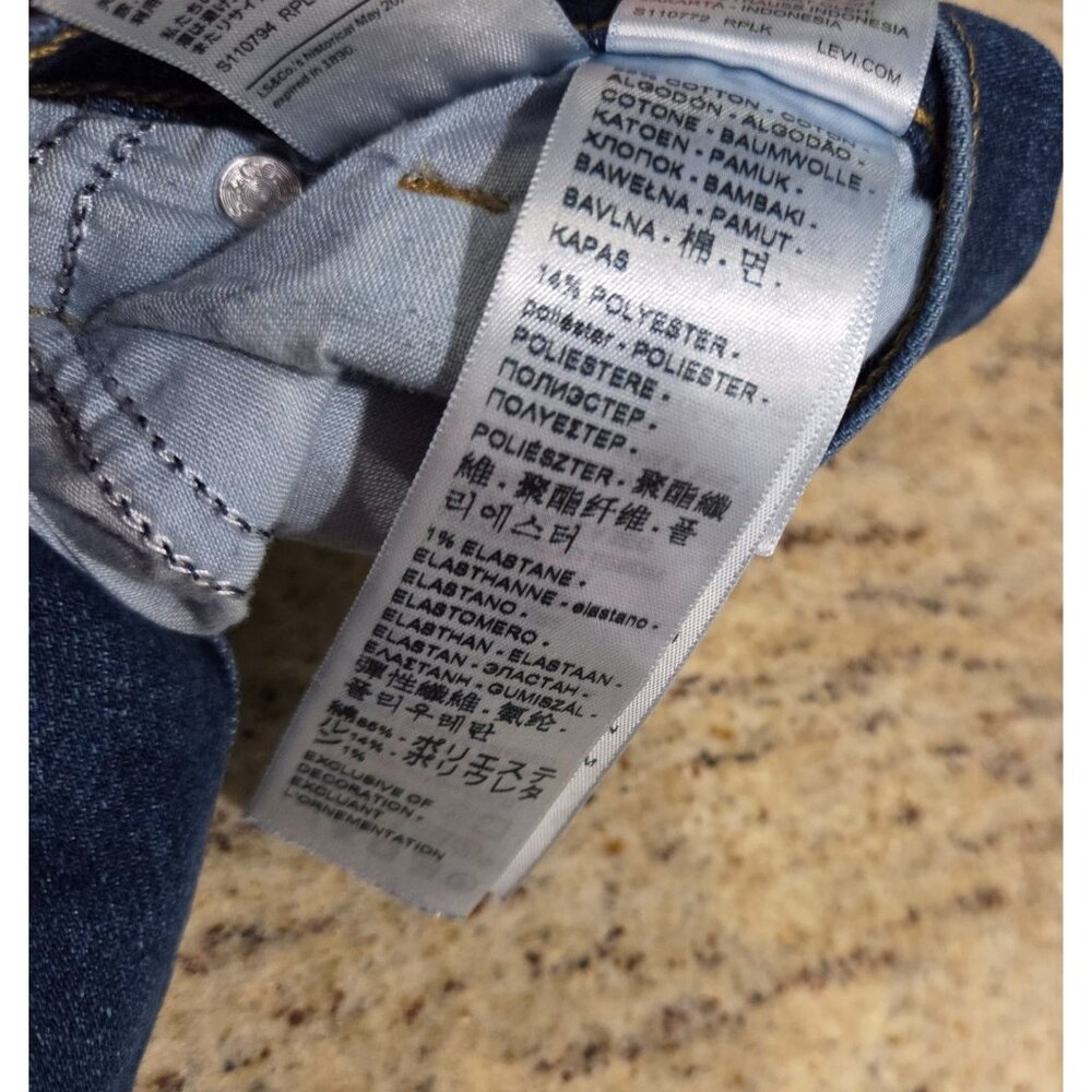 Levis High Rise Wide Leg Stretch Jeans Womens 31 *Back Hem Distress* Skater - Picture 15 of 16